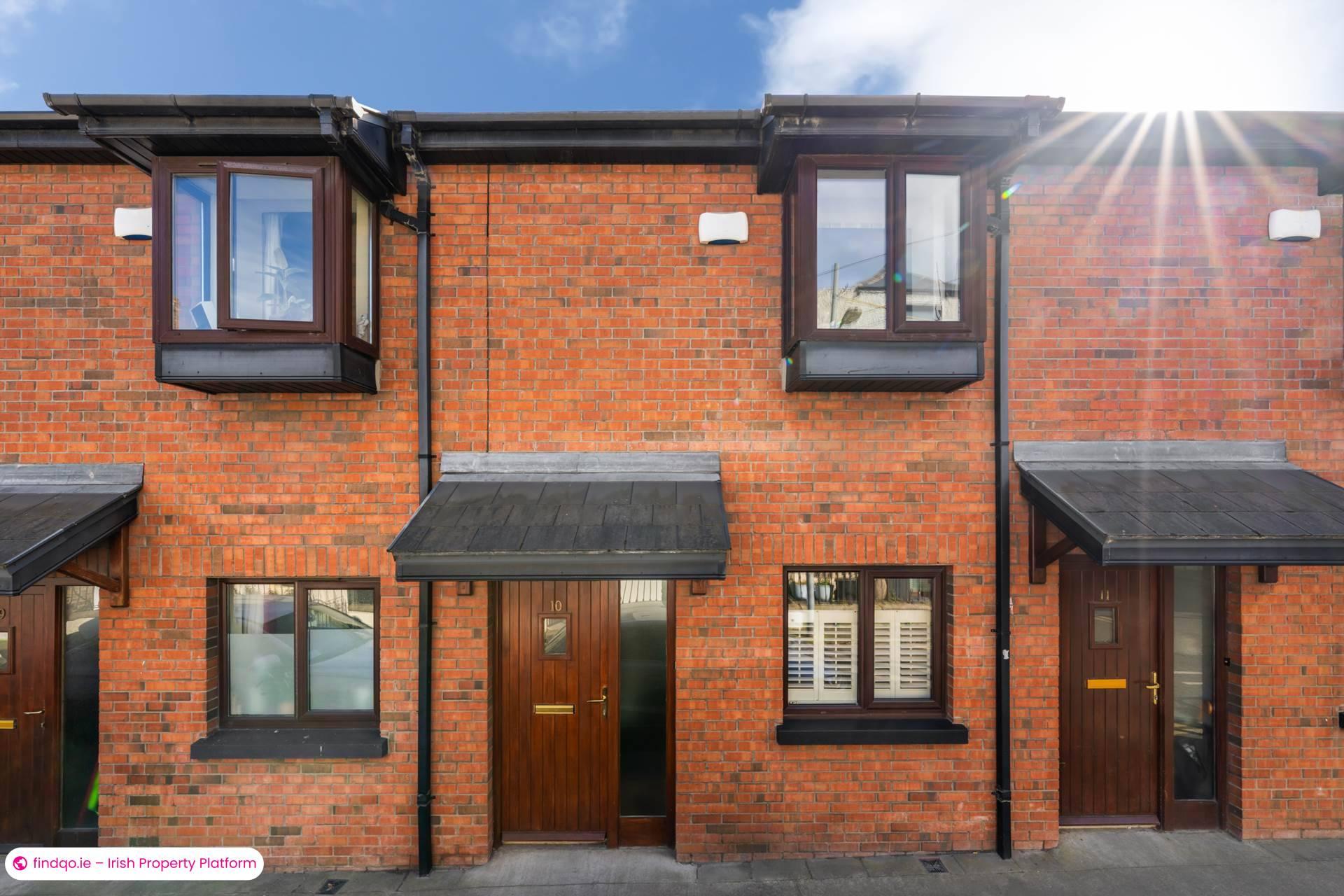 Terraced house for Sale in Irishtown, Mayo