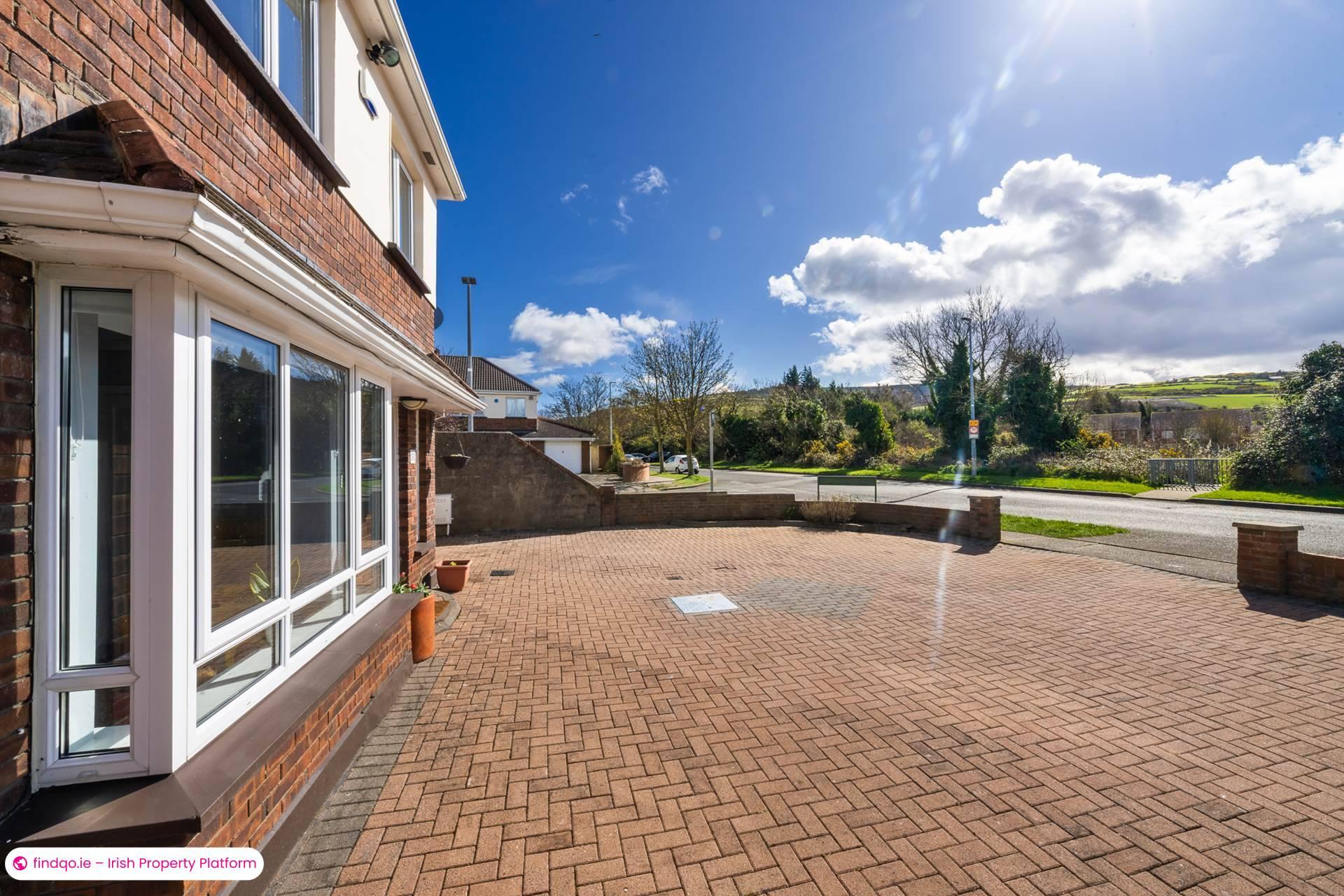 Semi-detached house for Sale in Ballycullen, Wicklow