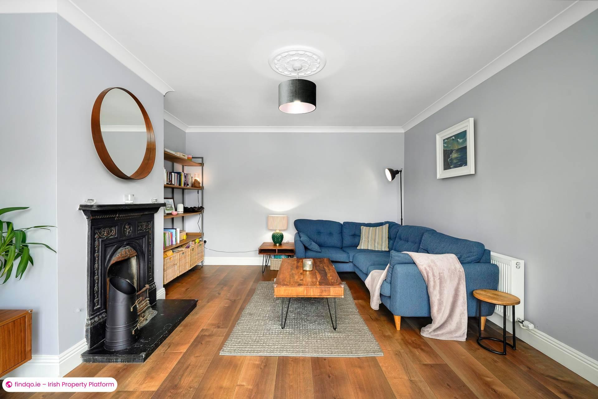 Semi-detached house for Sale in Ballycullen, Wicklow