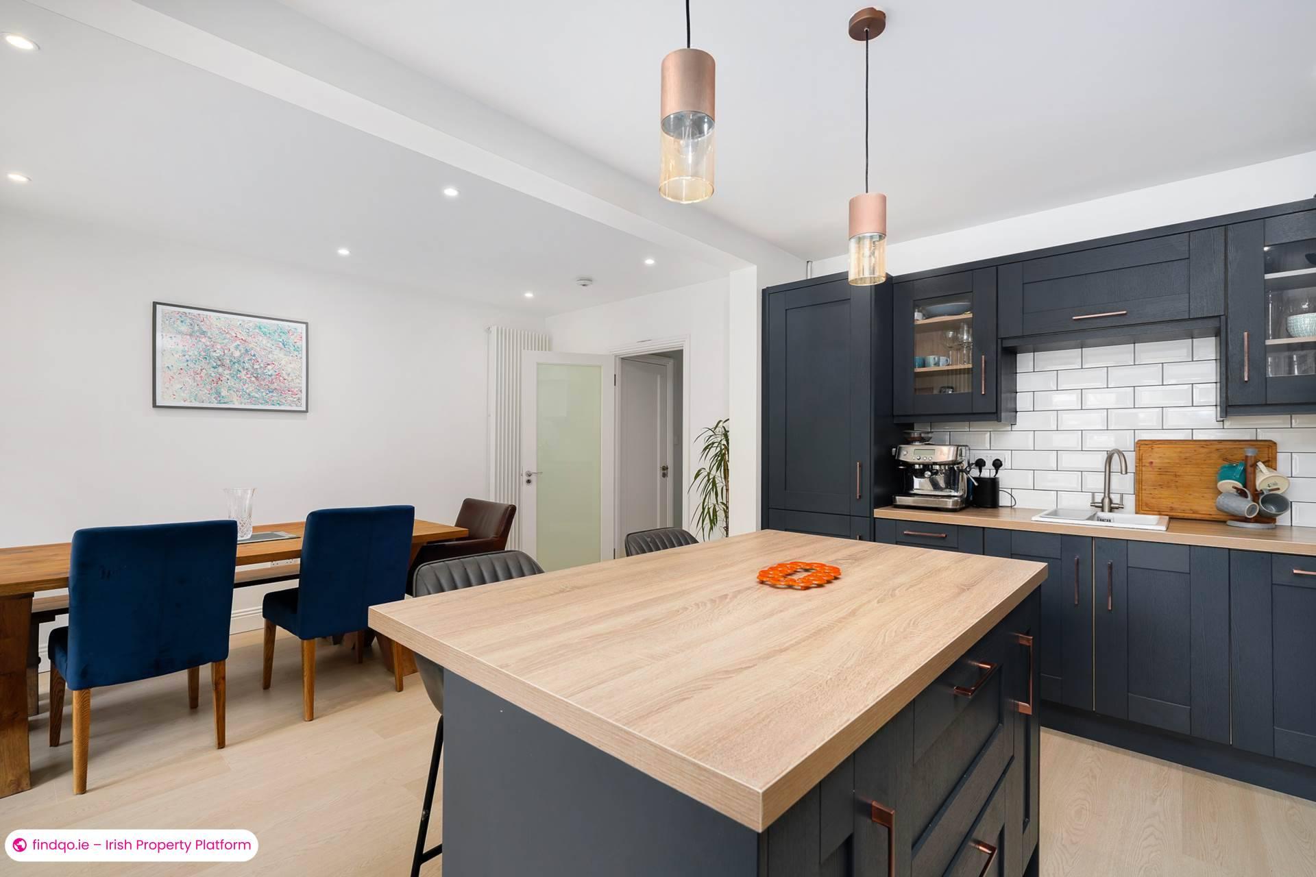 Semi-detached house for Sale in Ballycullen, Wicklow