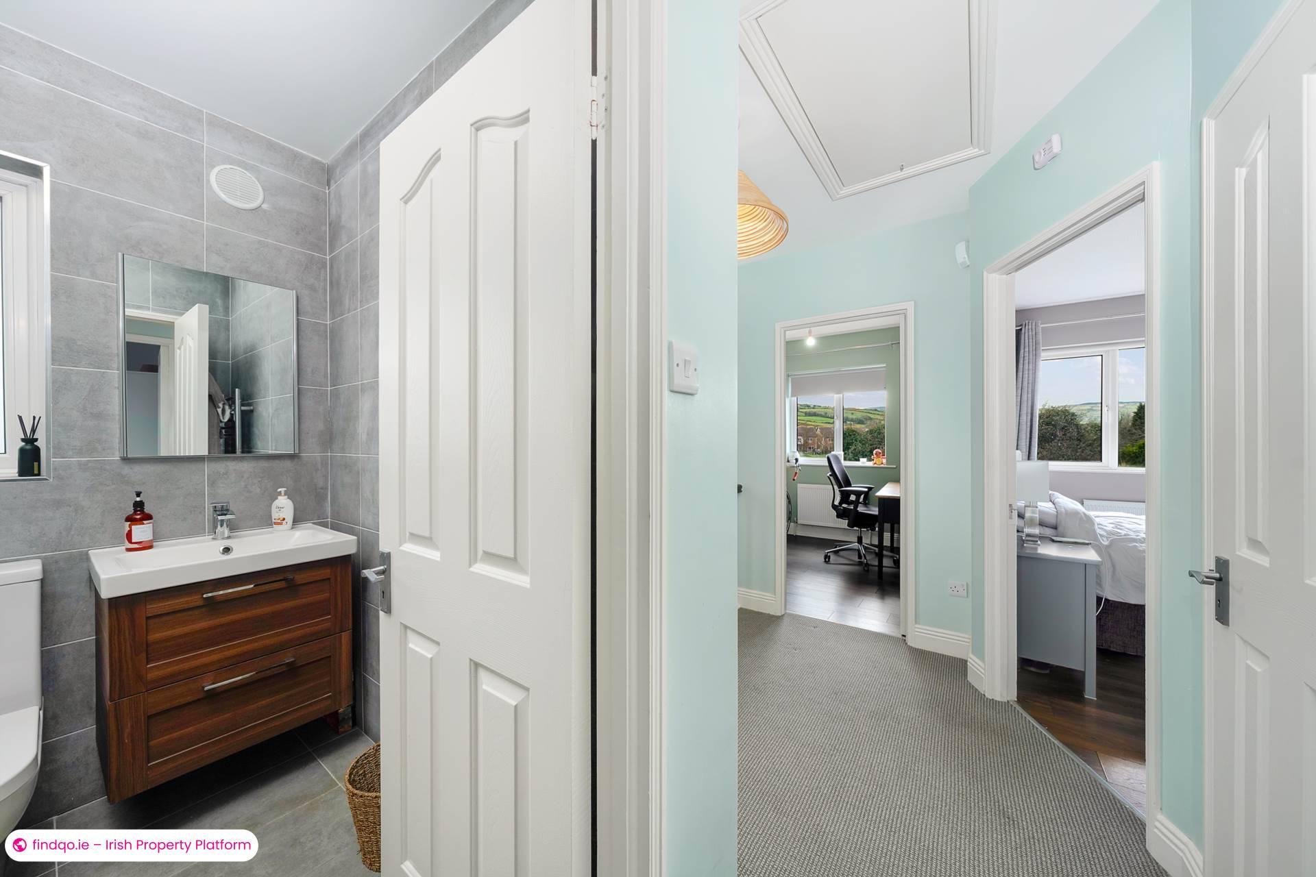 Semi-detached house for Sale in Ballycullen, Wicklow