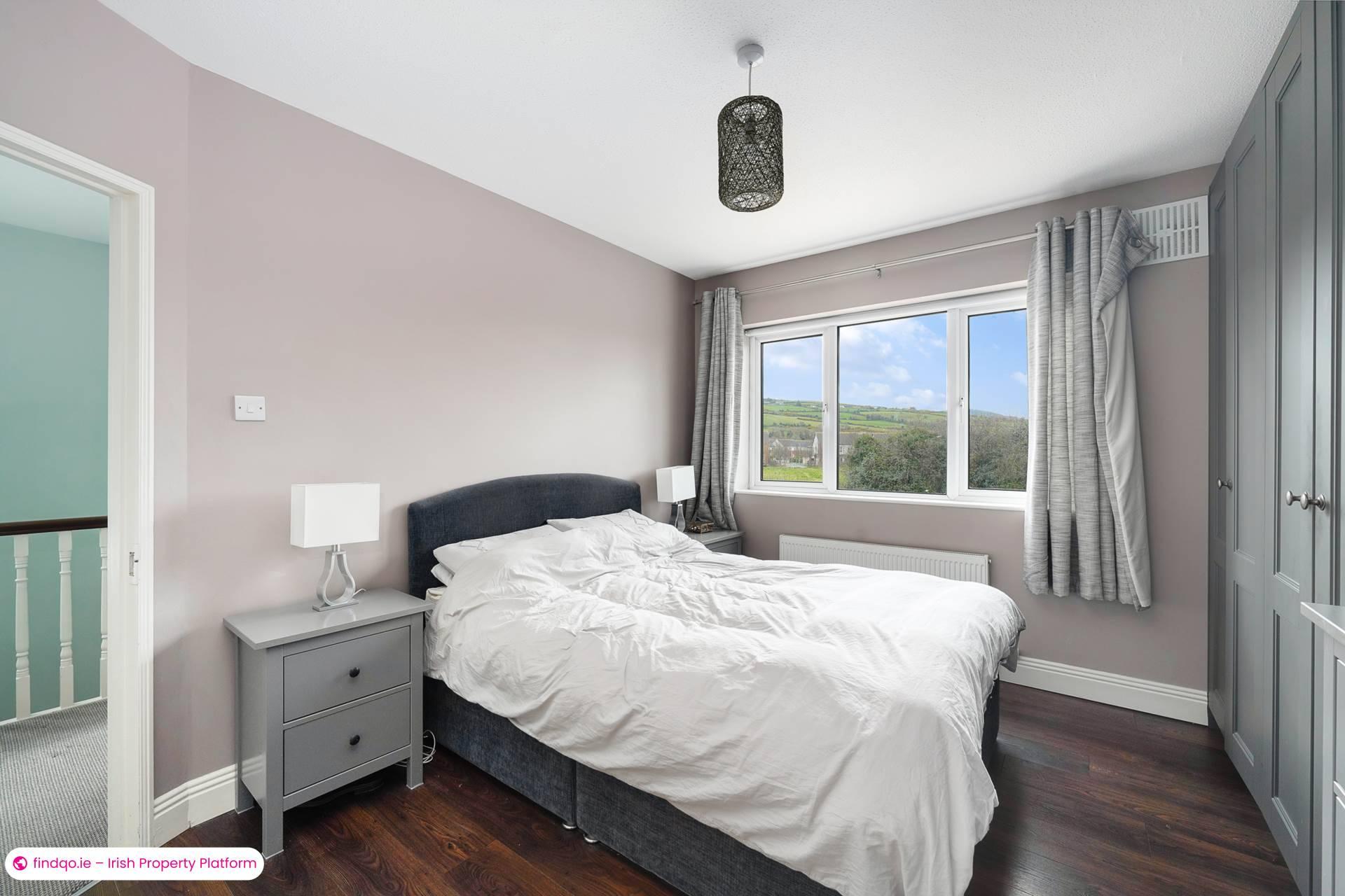 Semi-detached house for Sale in Ballycullen, Wicklow