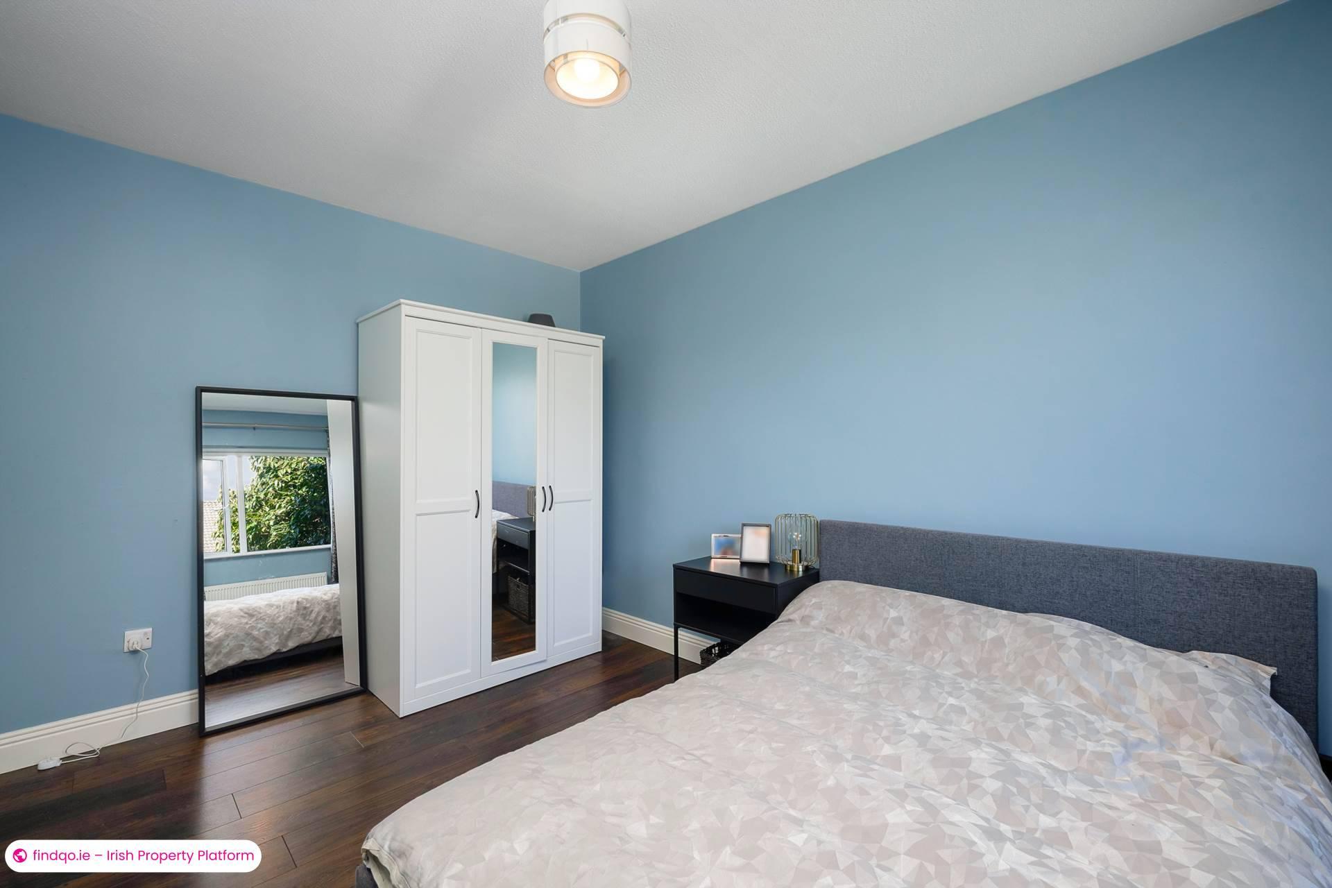 Semi-detached house for Sale in Ballycullen, Wicklow