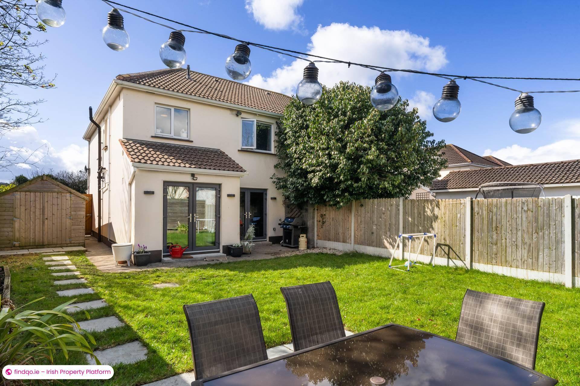 Semi-detached house for Sale in Ballycullen, Wicklow