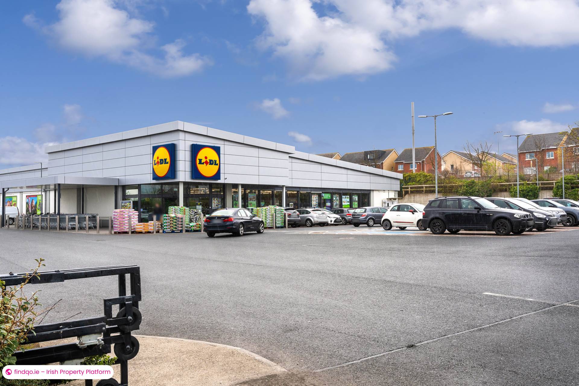 Semi-detached house for Sale in Ballycullen, Wicklow