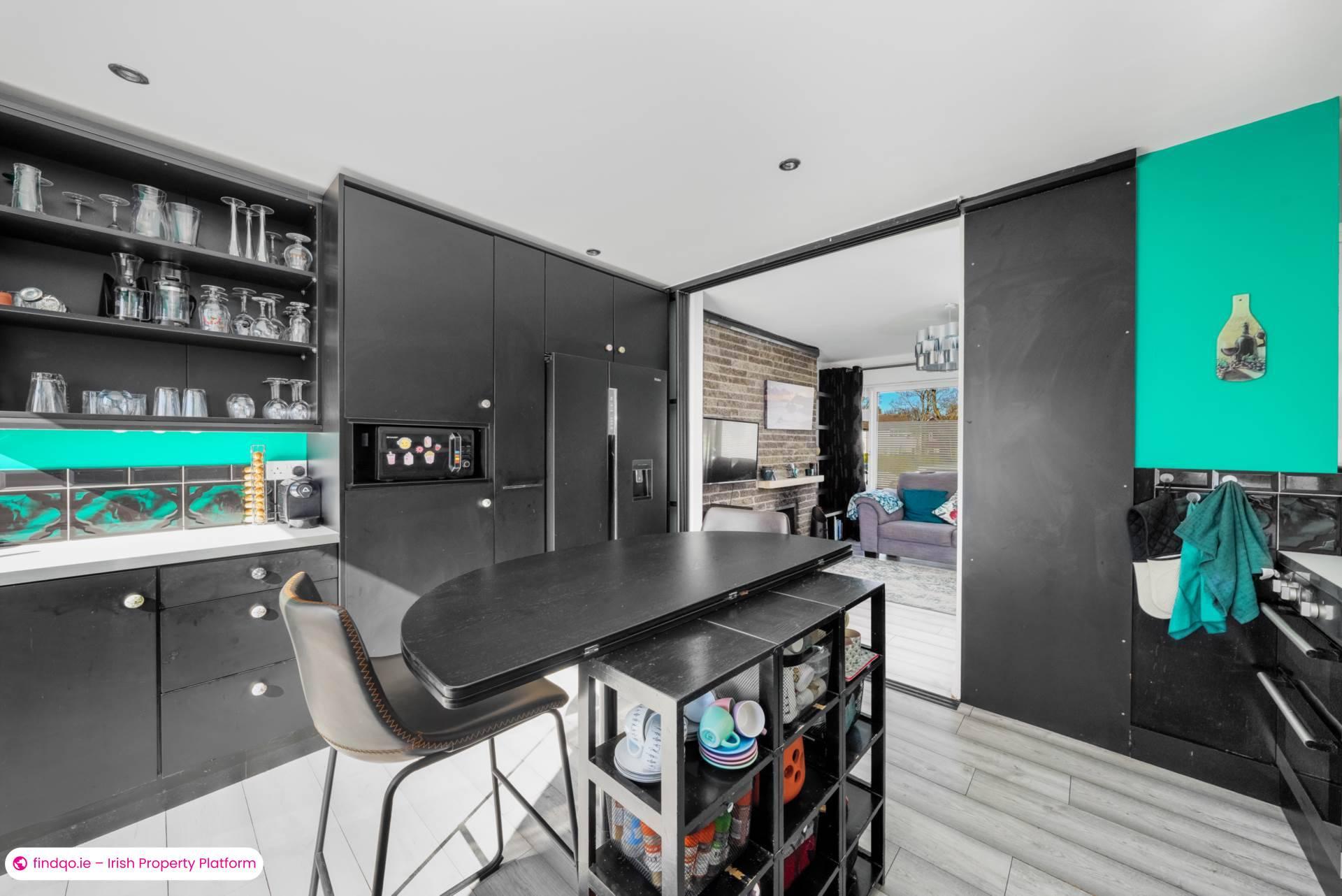 End of terrace house for Sale in Sutton, Dublin 13