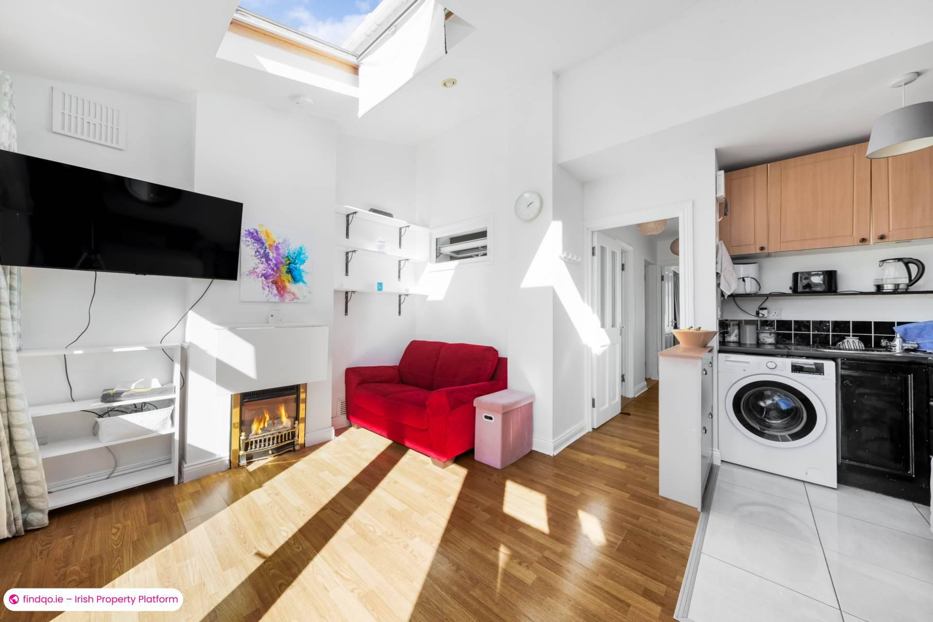 End of terrace house for Sale in Sutton, Dublin 13