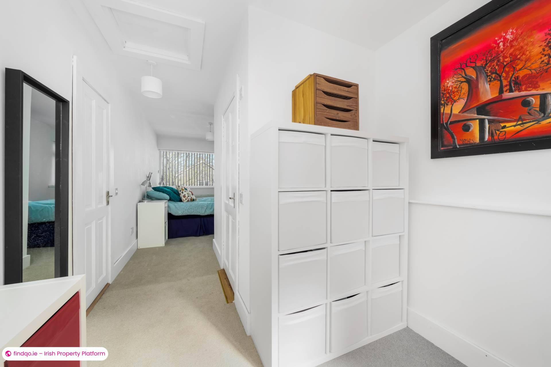 End of terrace house for Sale in Sutton, Dublin 13