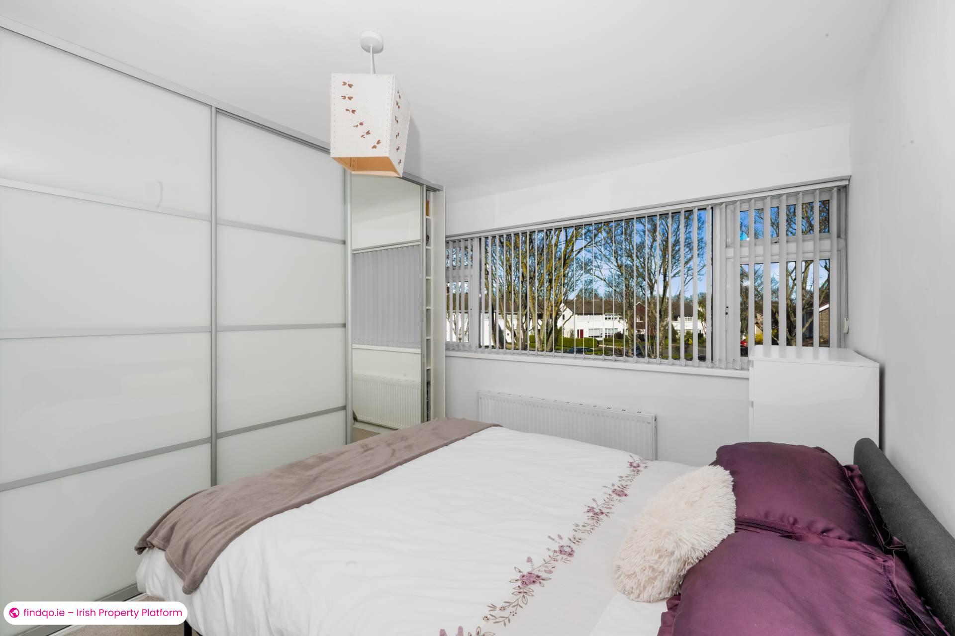 End of terrace house for Sale in Sutton, Dublin 13