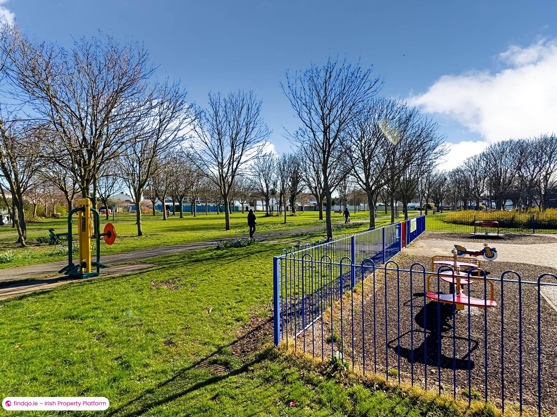 End of terrace house for Sale in Sutton, Dublin 13