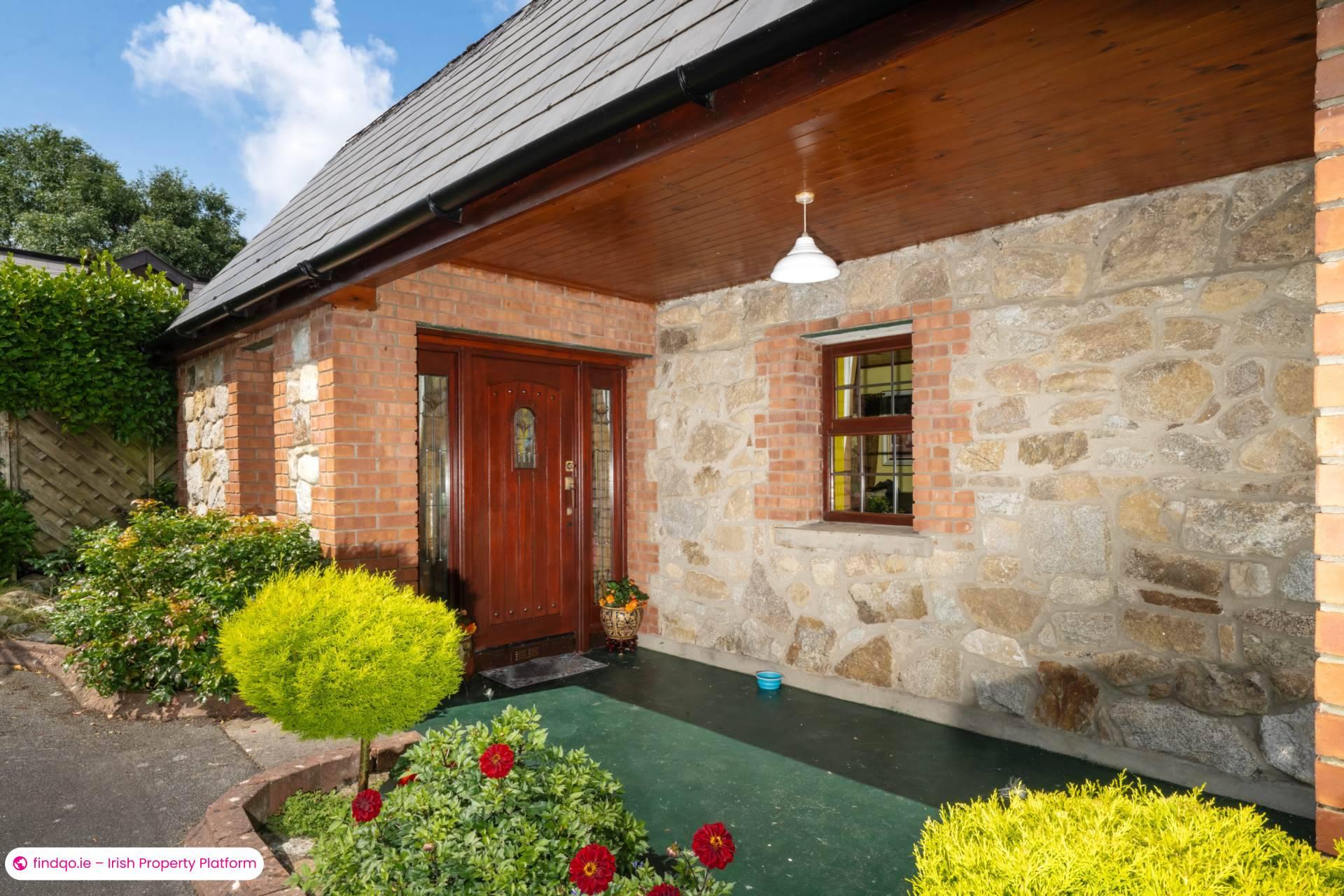 Detached house for Sale in Rathmichael, Dublin 18