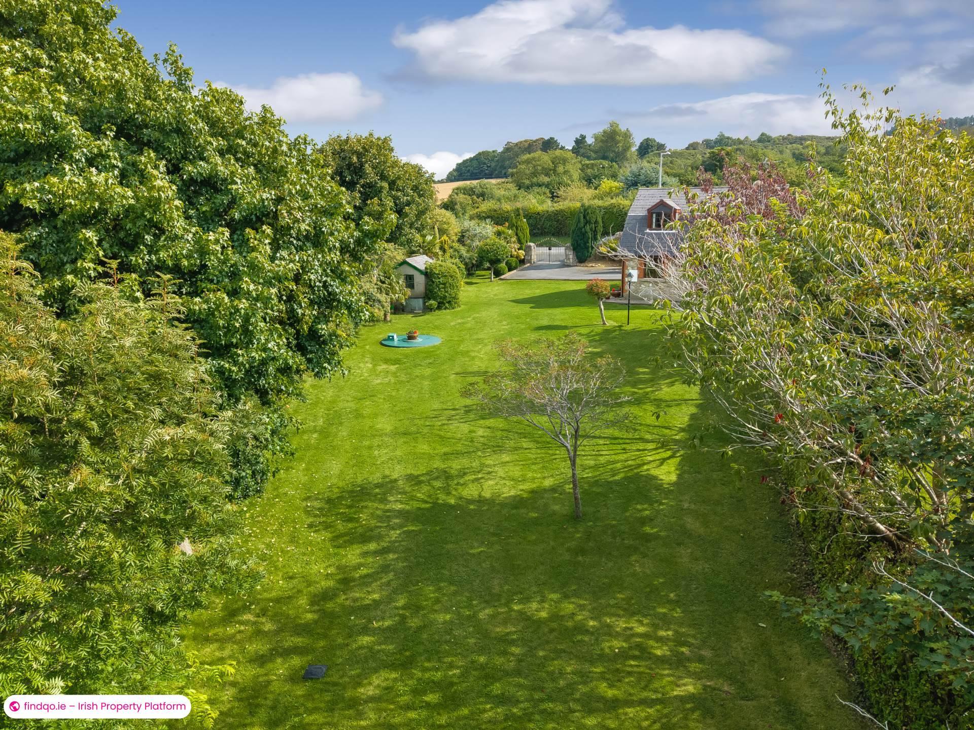 Detached house for Sale in Rathmichael, Dublin 18