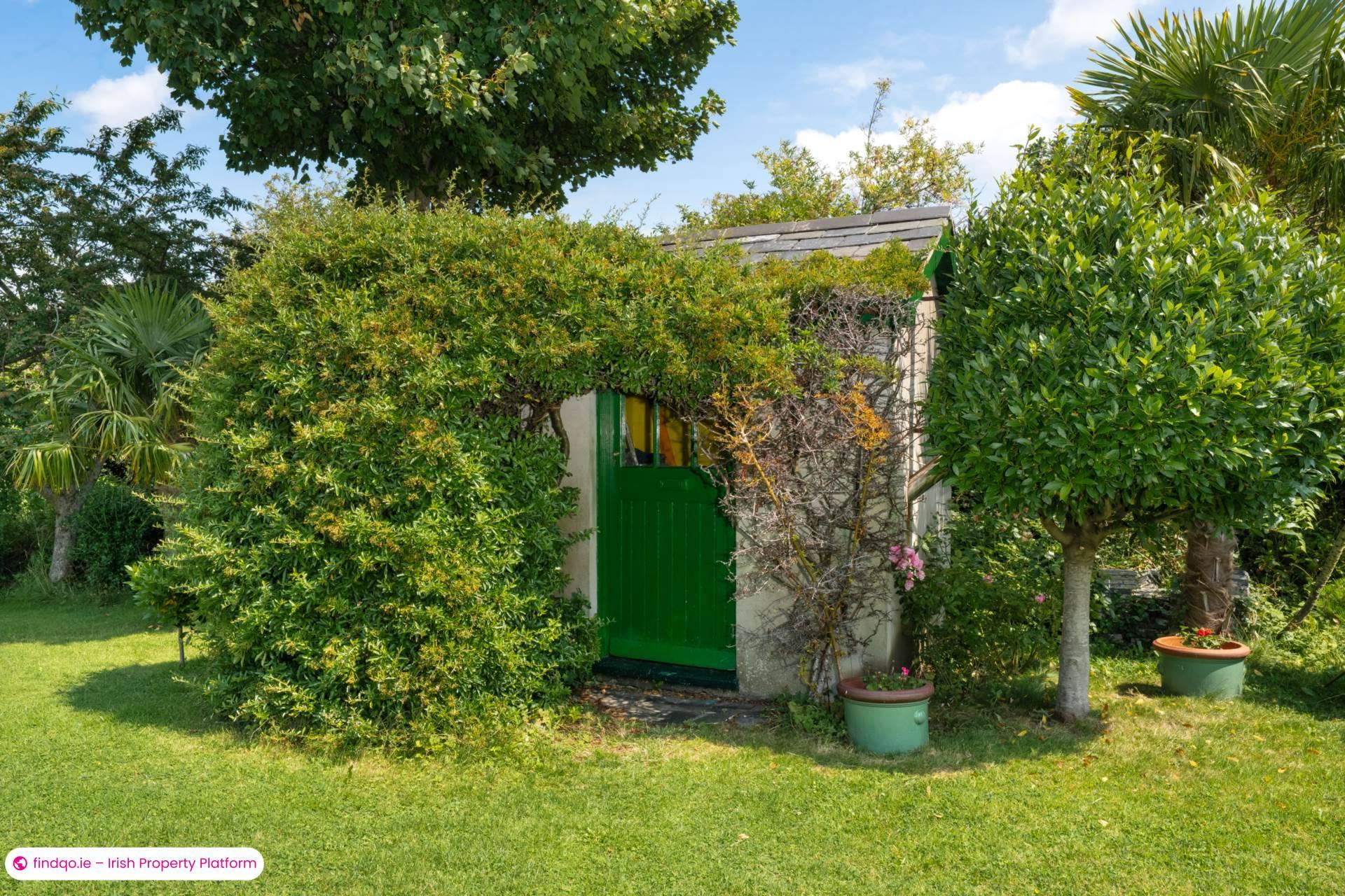 Detached house for Sale in Rathmichael, Dublin 18