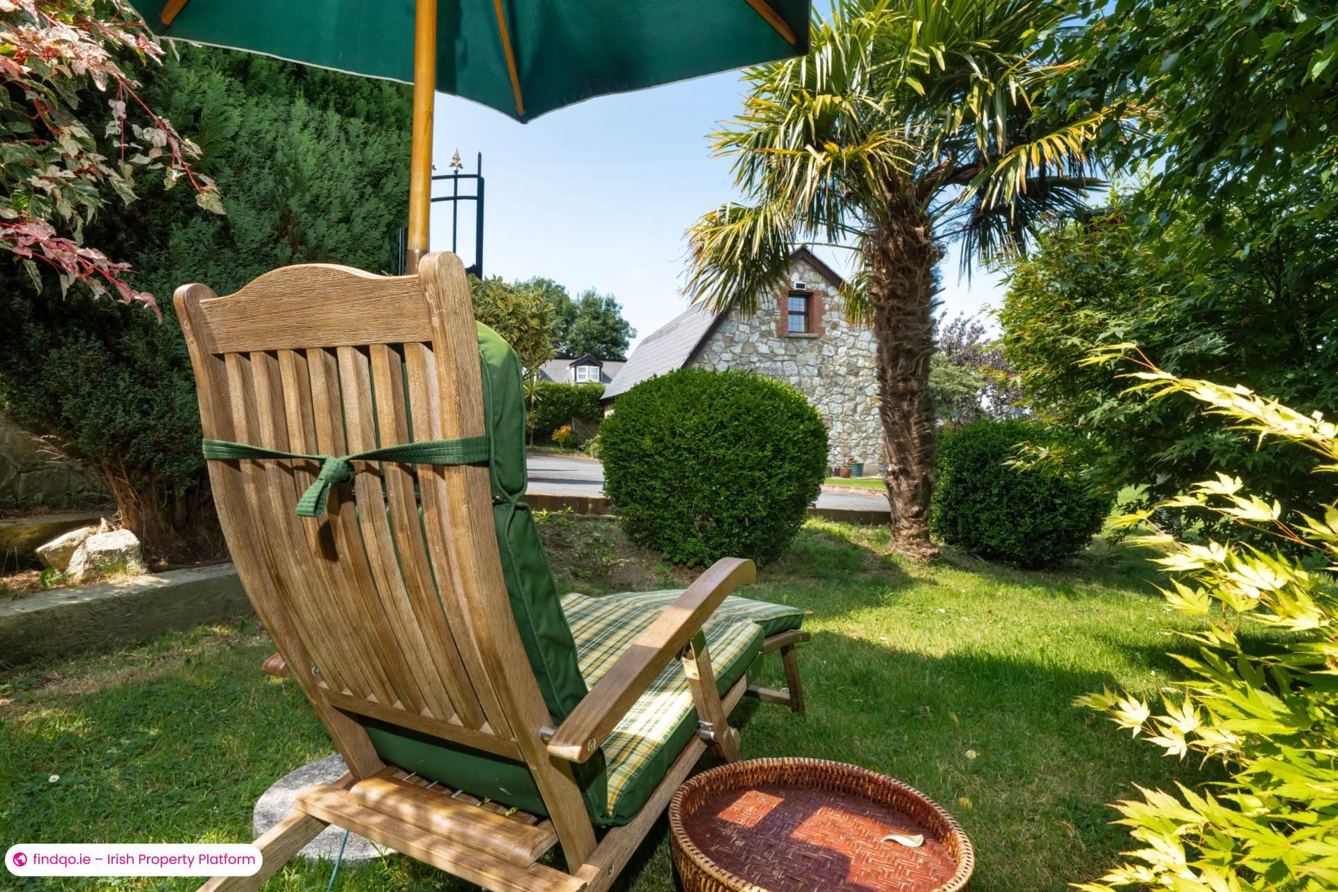 Detached house for Sale in Rathmichael, Dublin 18