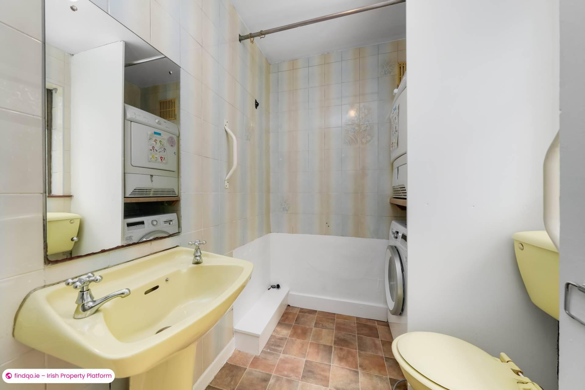 End of terrace house for Sale in Dublin 6W