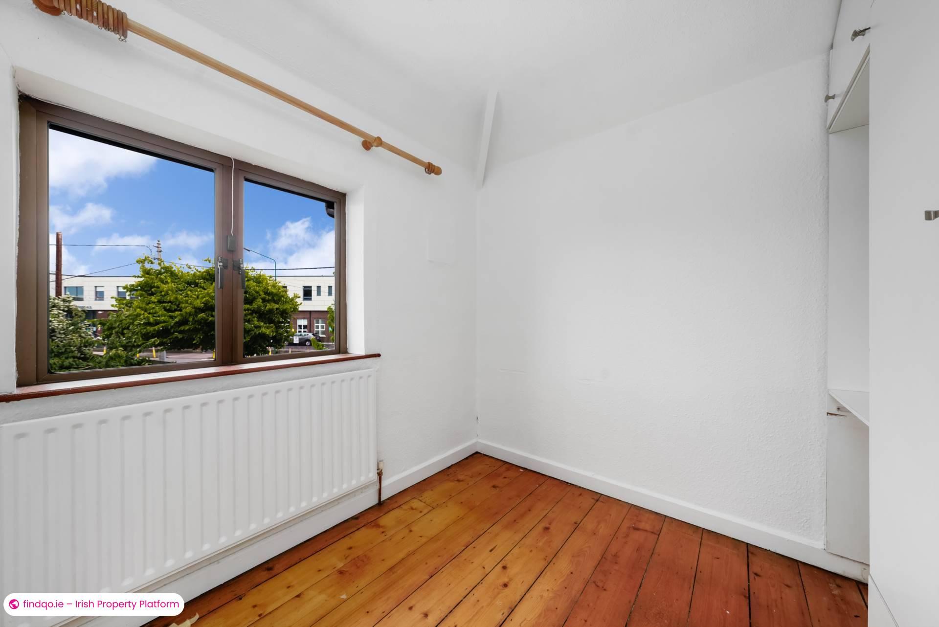 End of terrace house for Sale in Dublin 6W