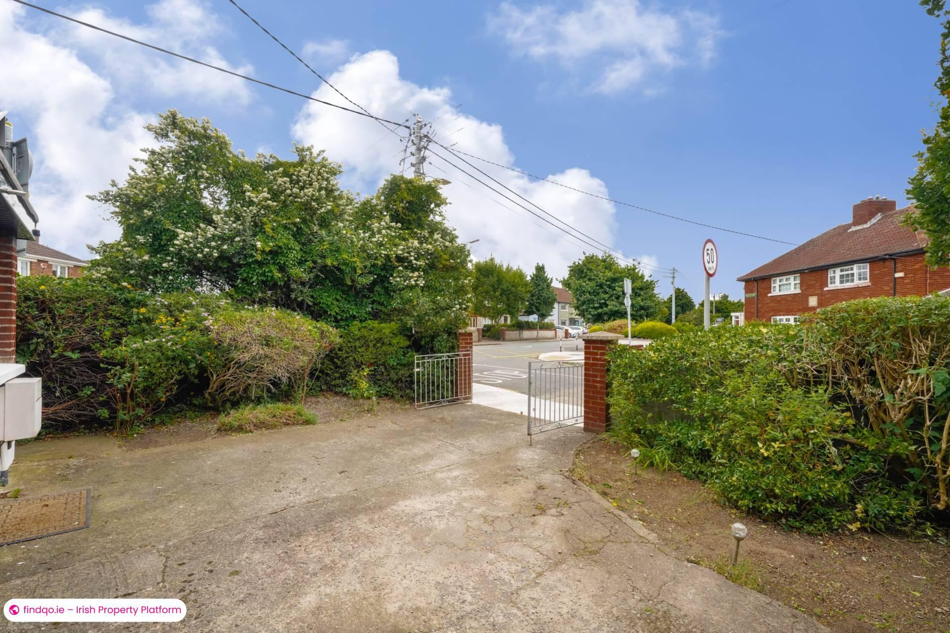 End of terrace house for Sale in Dublin 6W