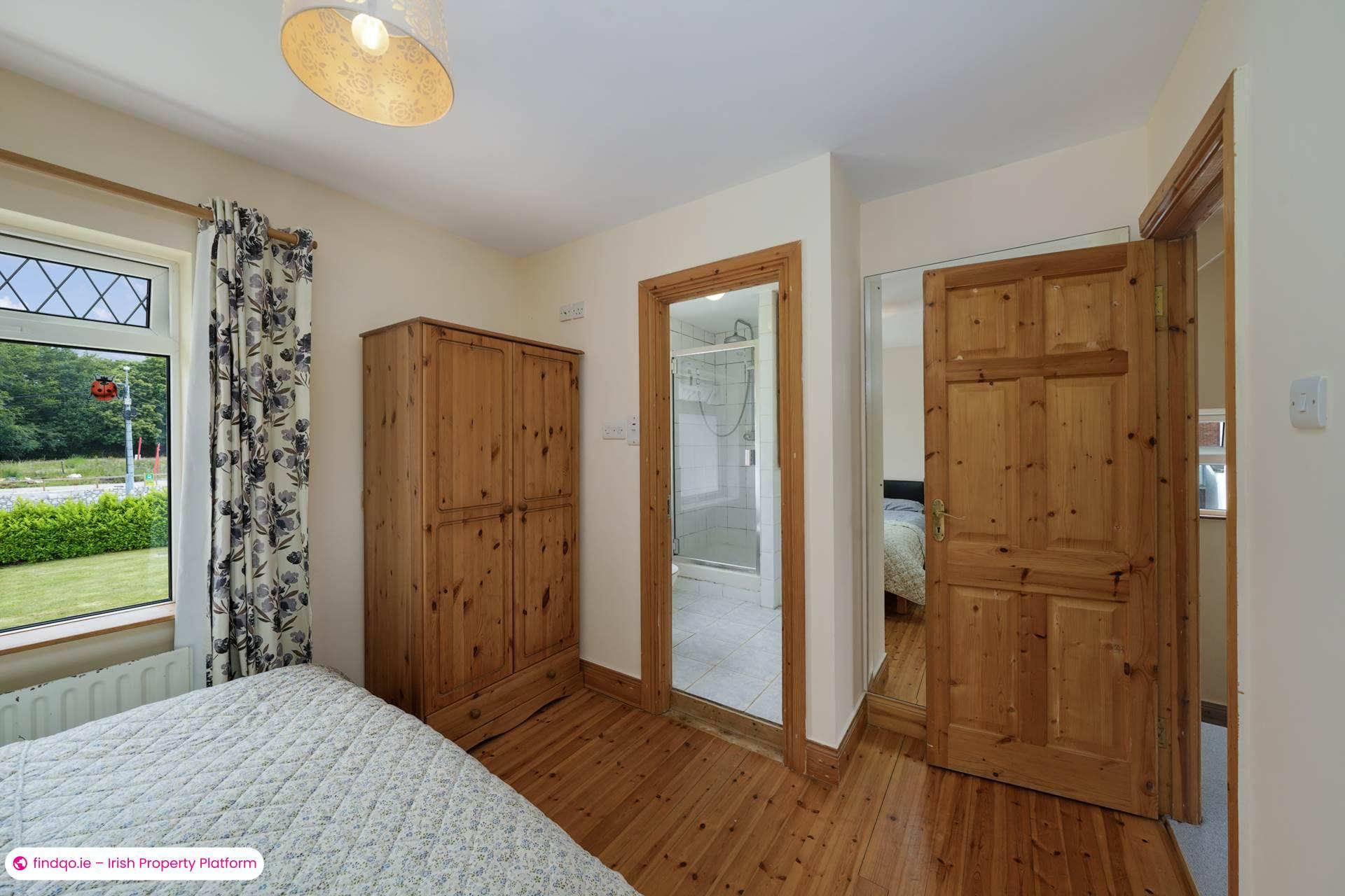 End of terrace house for Sale in Kilternan, Dublin 18