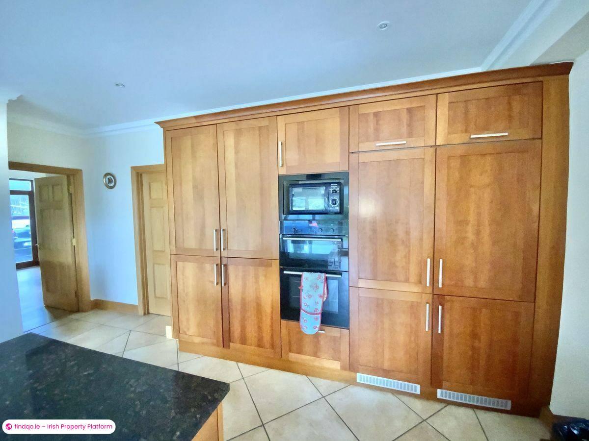 Detached house for Sale in Gorey, Wexford