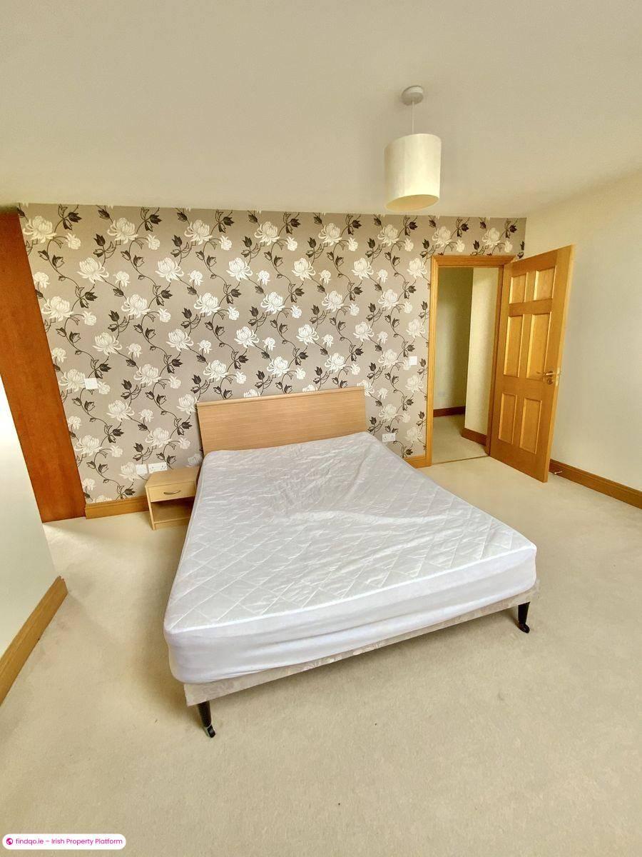 Detached house for Sale in Gorey, Wexford