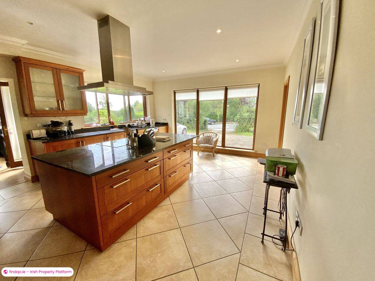 Detached house for Sale in Gorey, Wexford