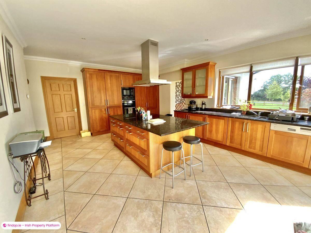 Detached house for Sale in Gorey, Wexford