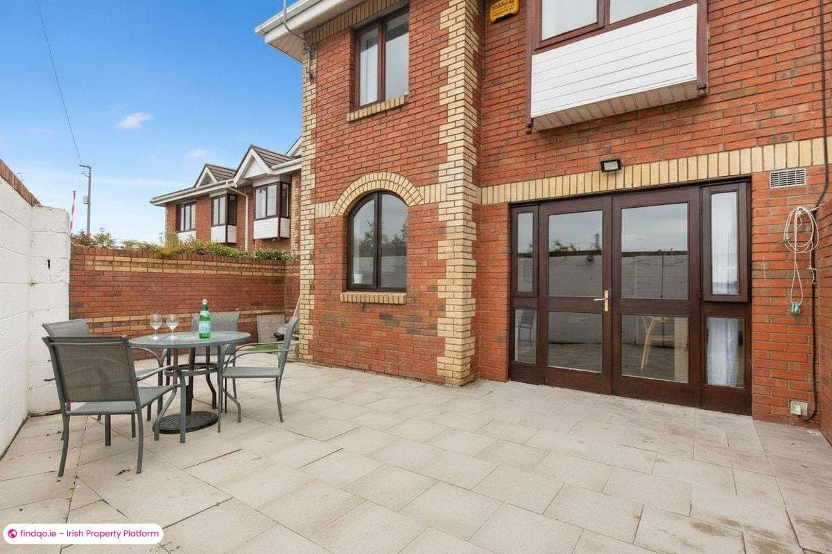 Terraced house for Sale in Sutton, Dublin (County)