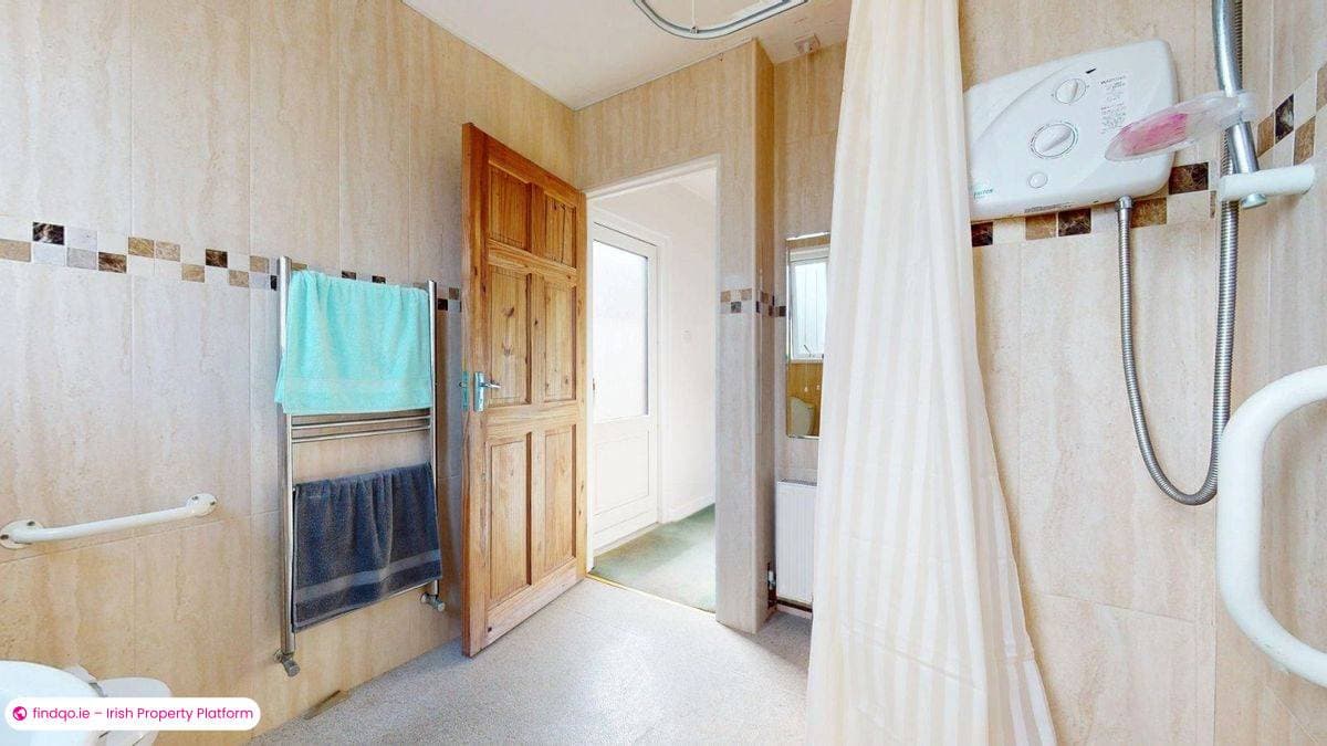 End of terrace house for Sale in Howth, Dublin 13