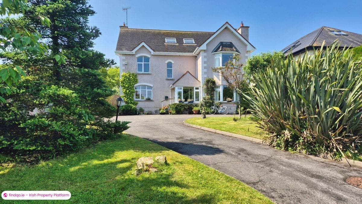 Detached house for Sale in Howth, Dublin (County)