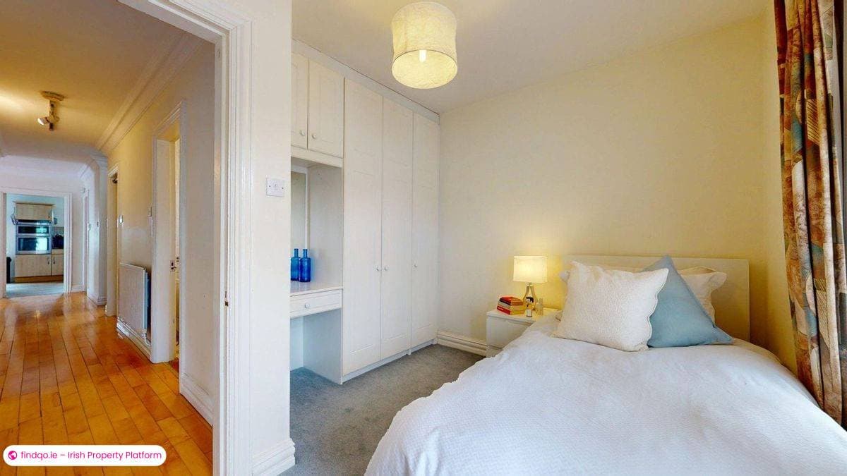 Detached house for Sale in Howth, Dublin (County)