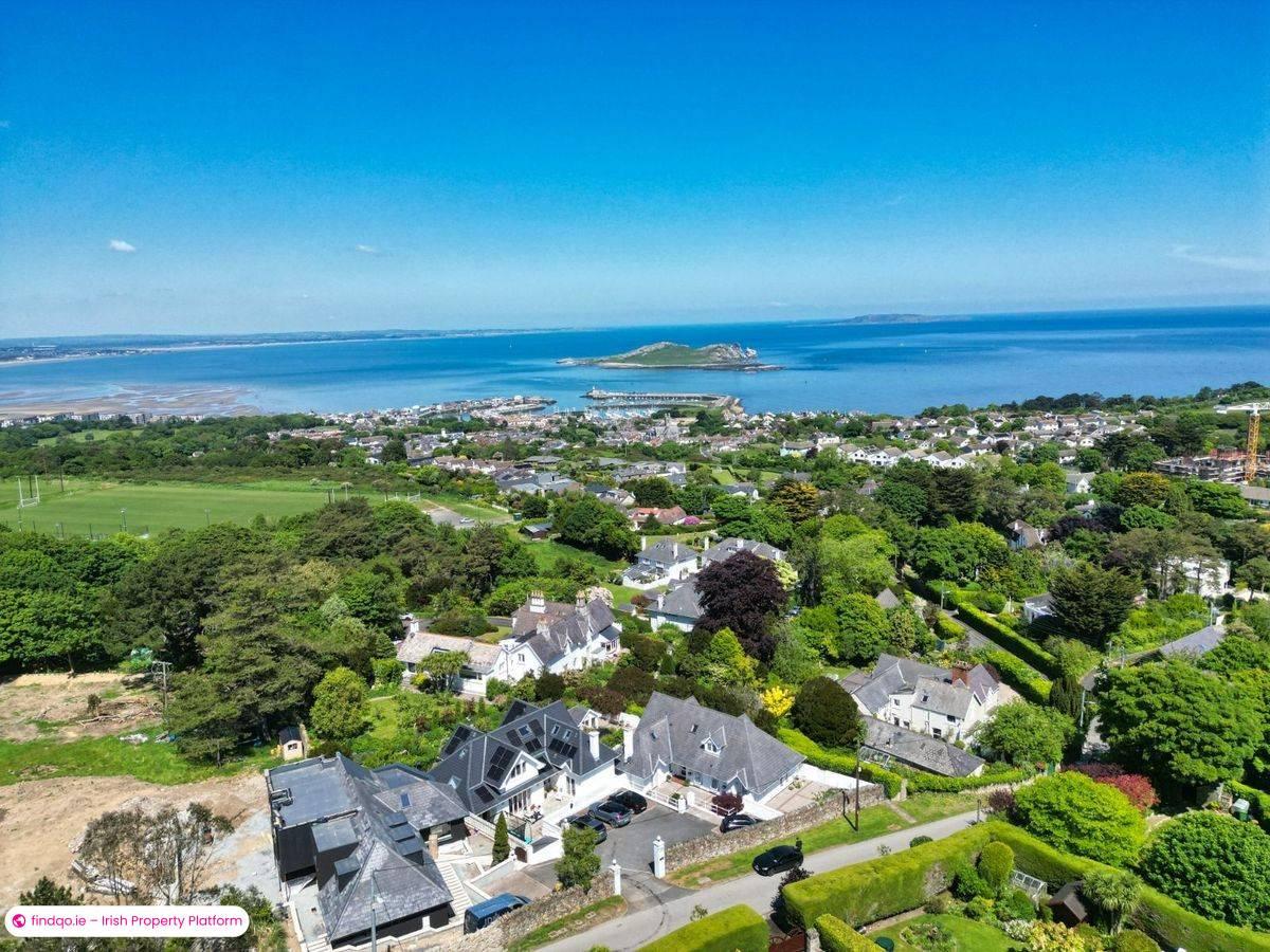 Detached house for Sale in Howth, Dublin (County)