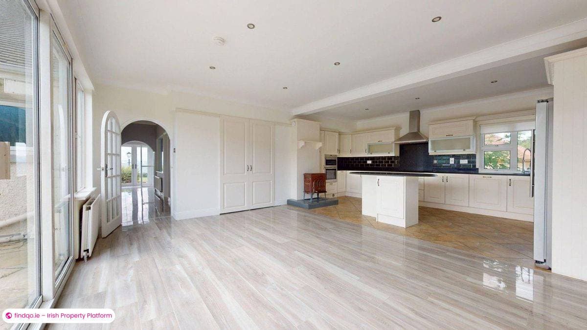 Detached house for Sale in Sutton, Dublin (County)