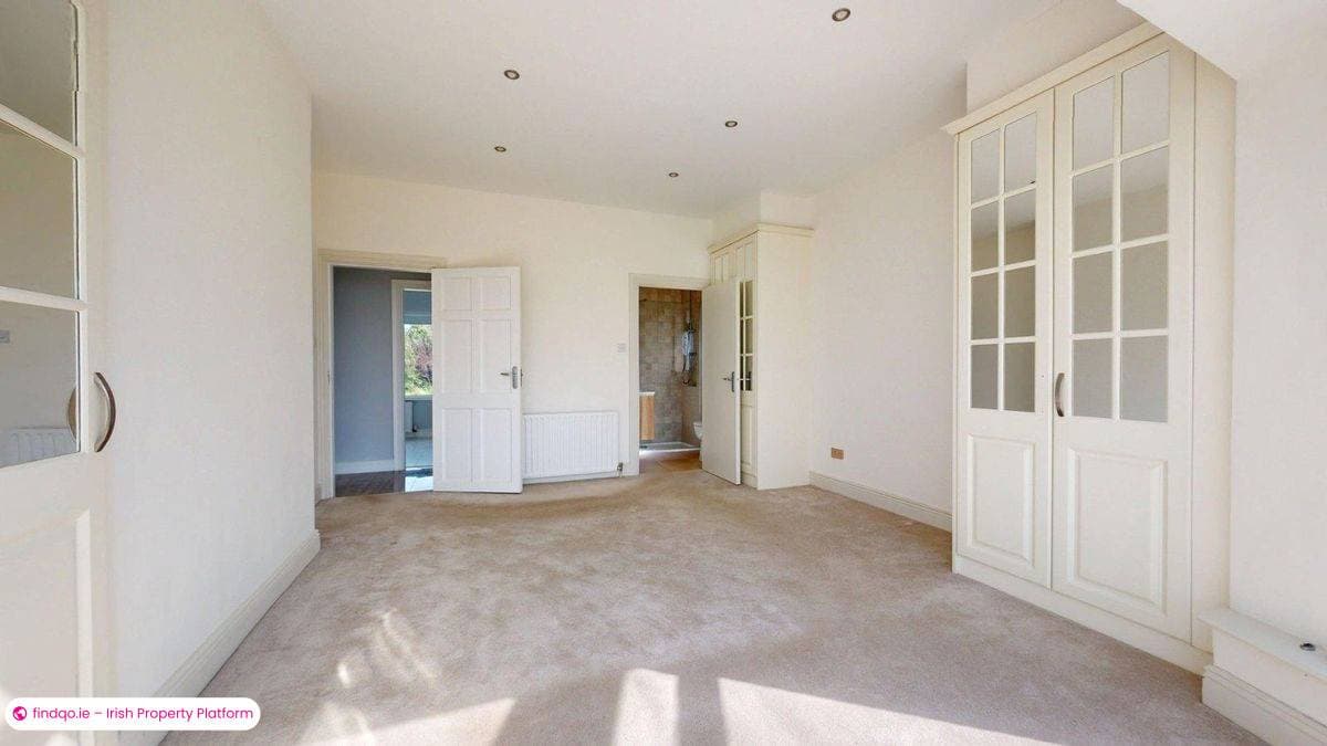 Detached house for Sale in Sutton, Dublin (County)