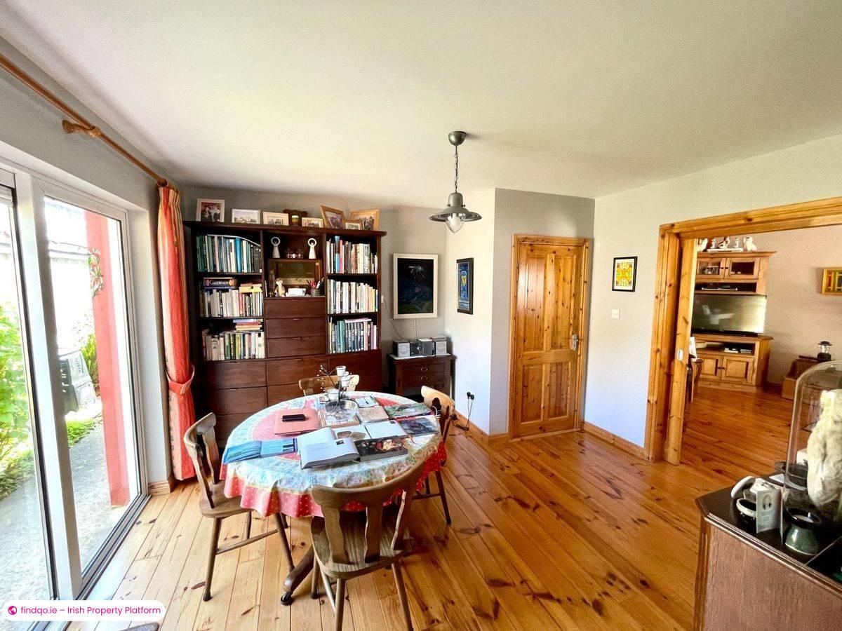 Detached house for Sale in Tralee, Kerry