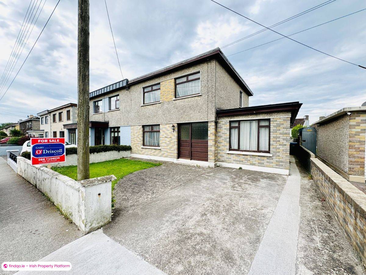 Semi-detached house for Sale in Tralee, Kerry