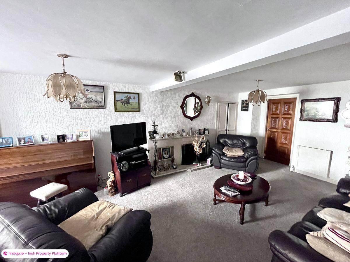 Semi-detached house for Sale in Tralee, Kerry