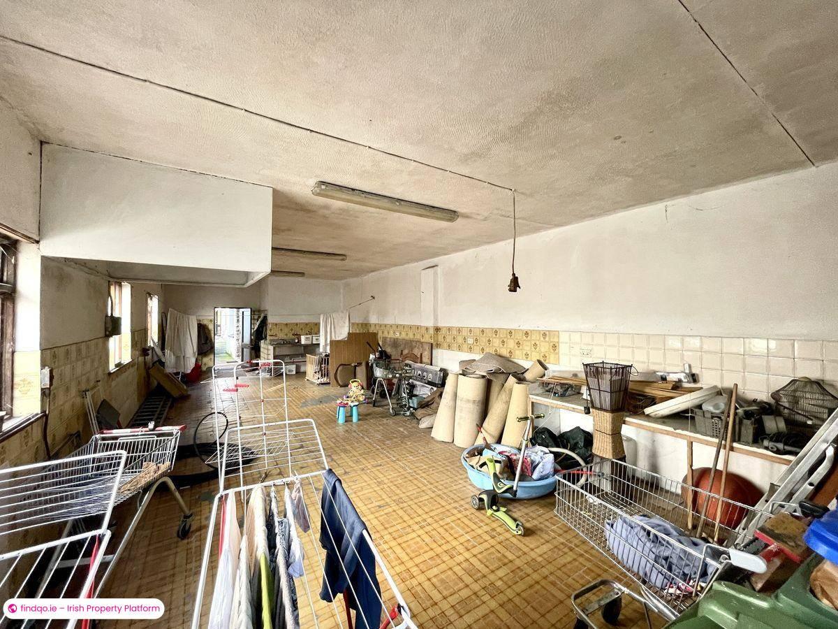 Semi-detached house for Sale in Tralee, Kerry