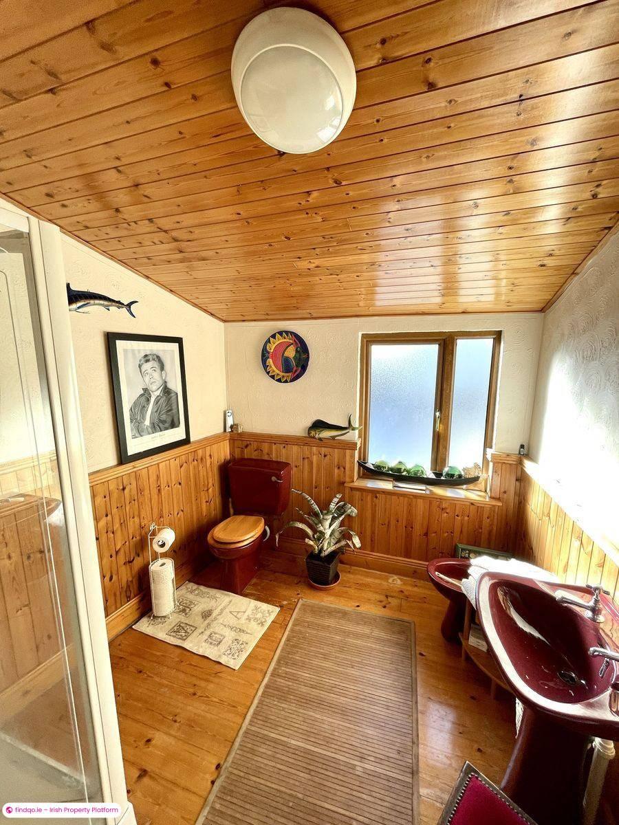 Semi-detached house for Sale in Tralee, Kerry