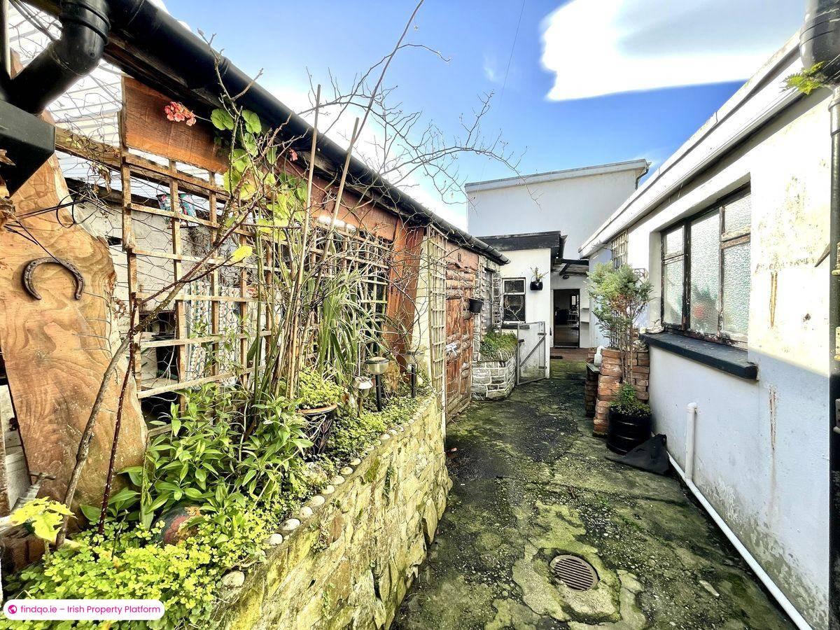 Semi-detached house for Sale in Tralee, Kerry