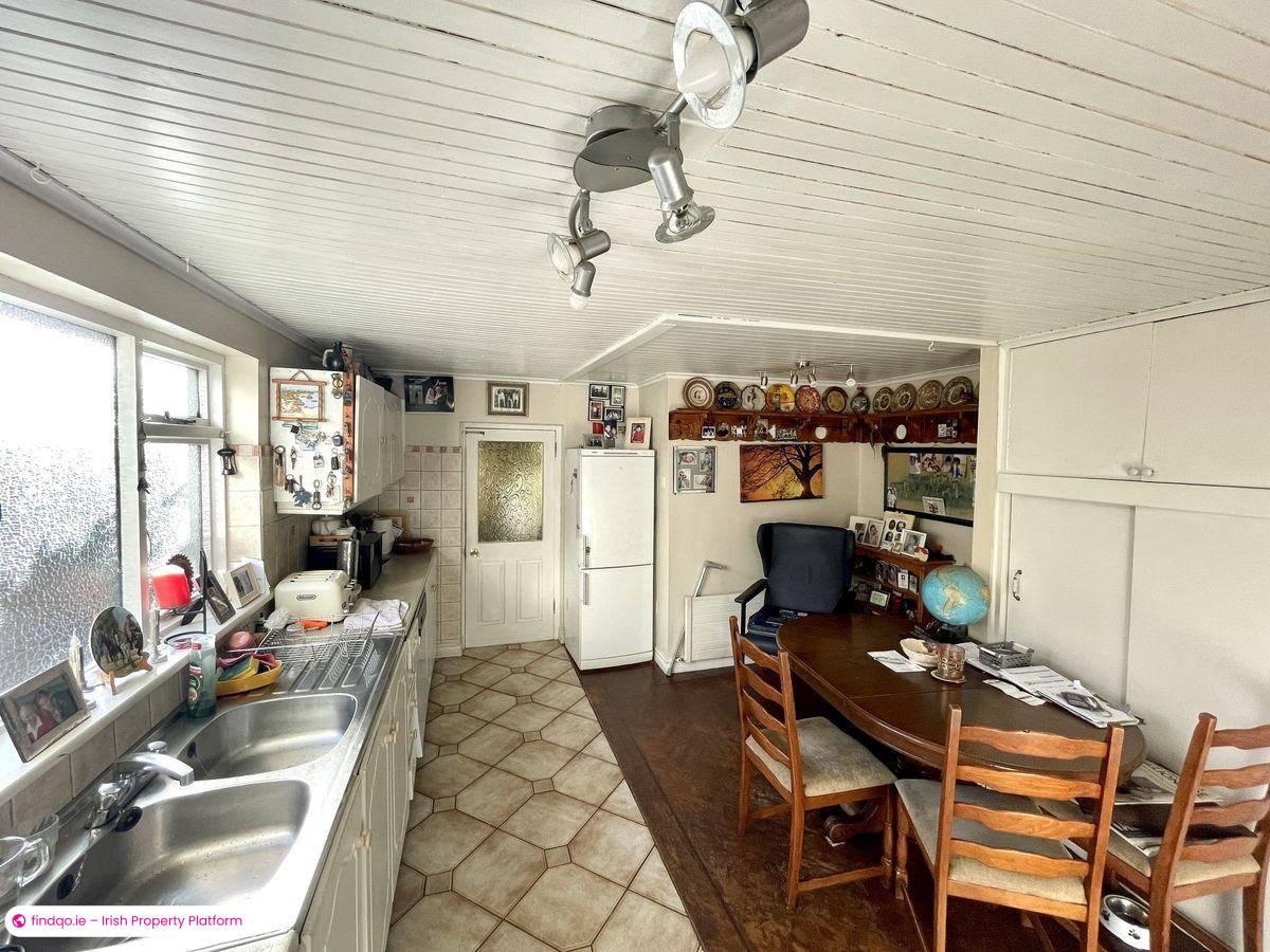 Semi-detached house for Sale in Tralee, Kerry