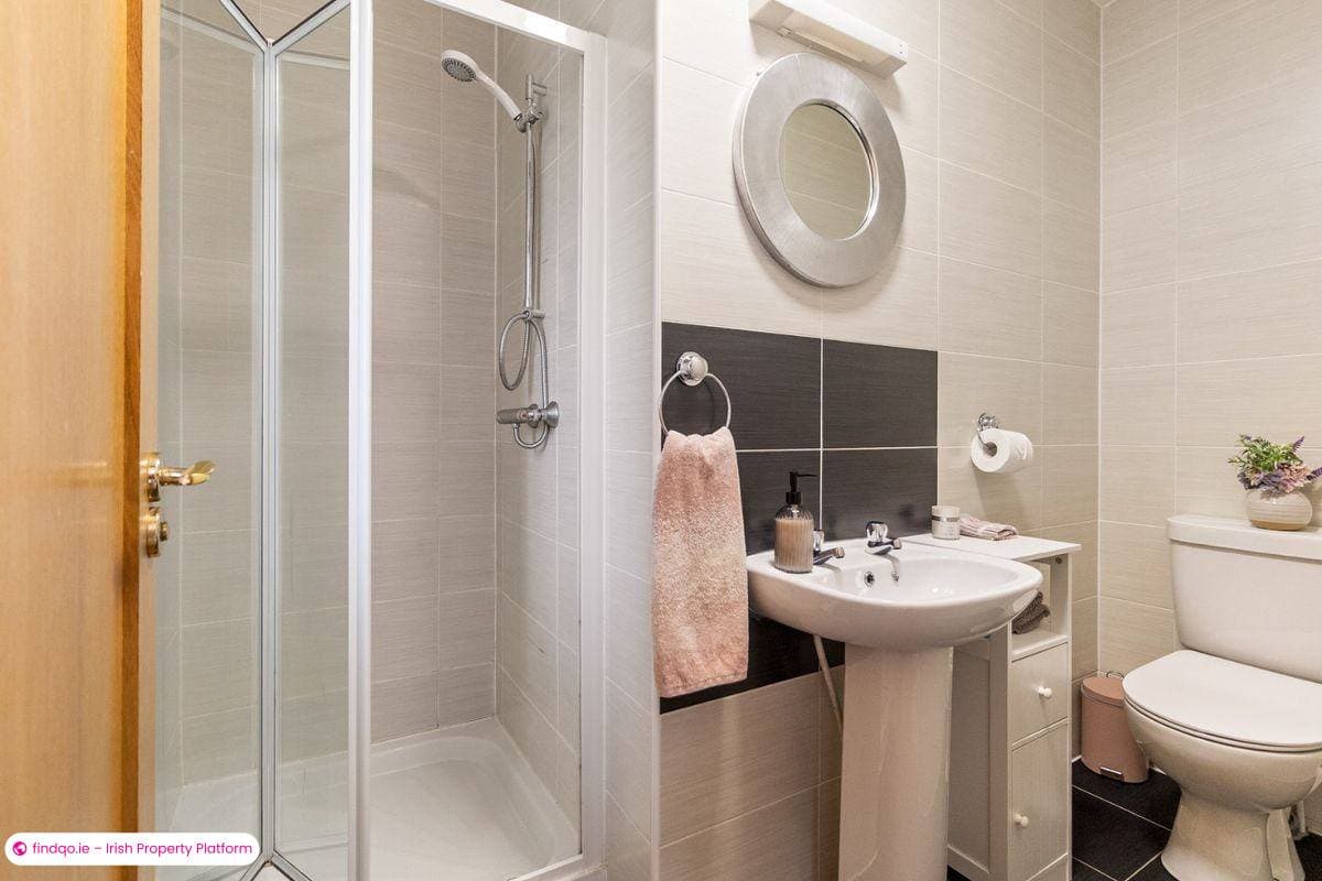 Semi-detached house for Sale in Watergrasshill, Cork, T56 D267