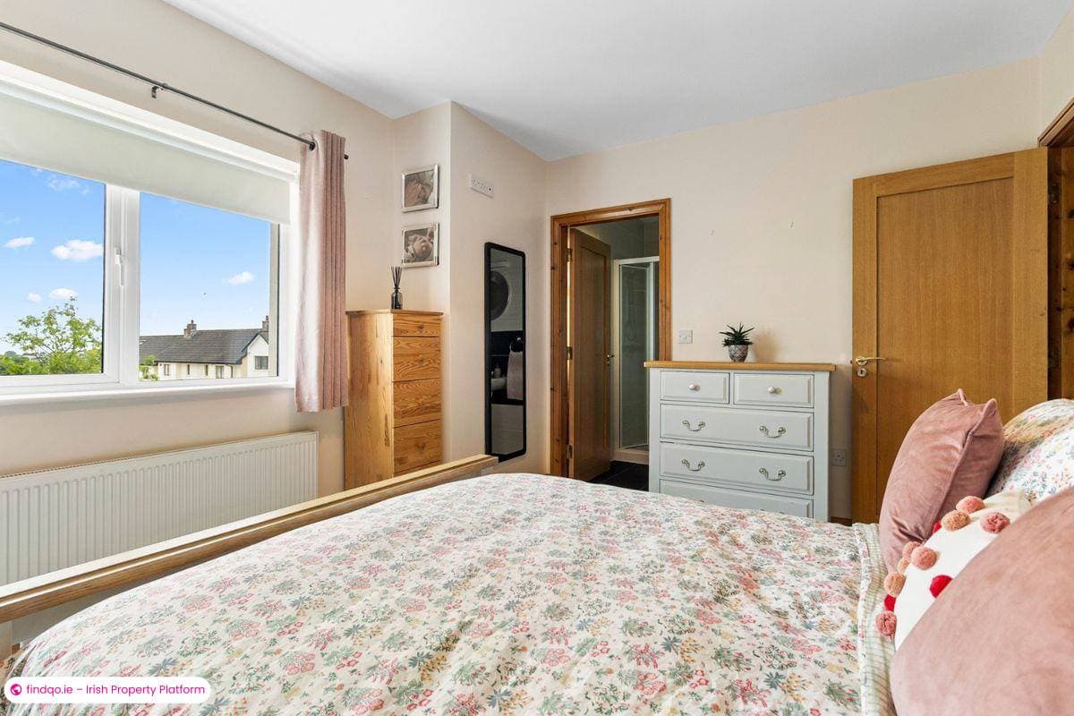 Semi-detached house for Sale in Watergrasshill, Cork, T56 D267