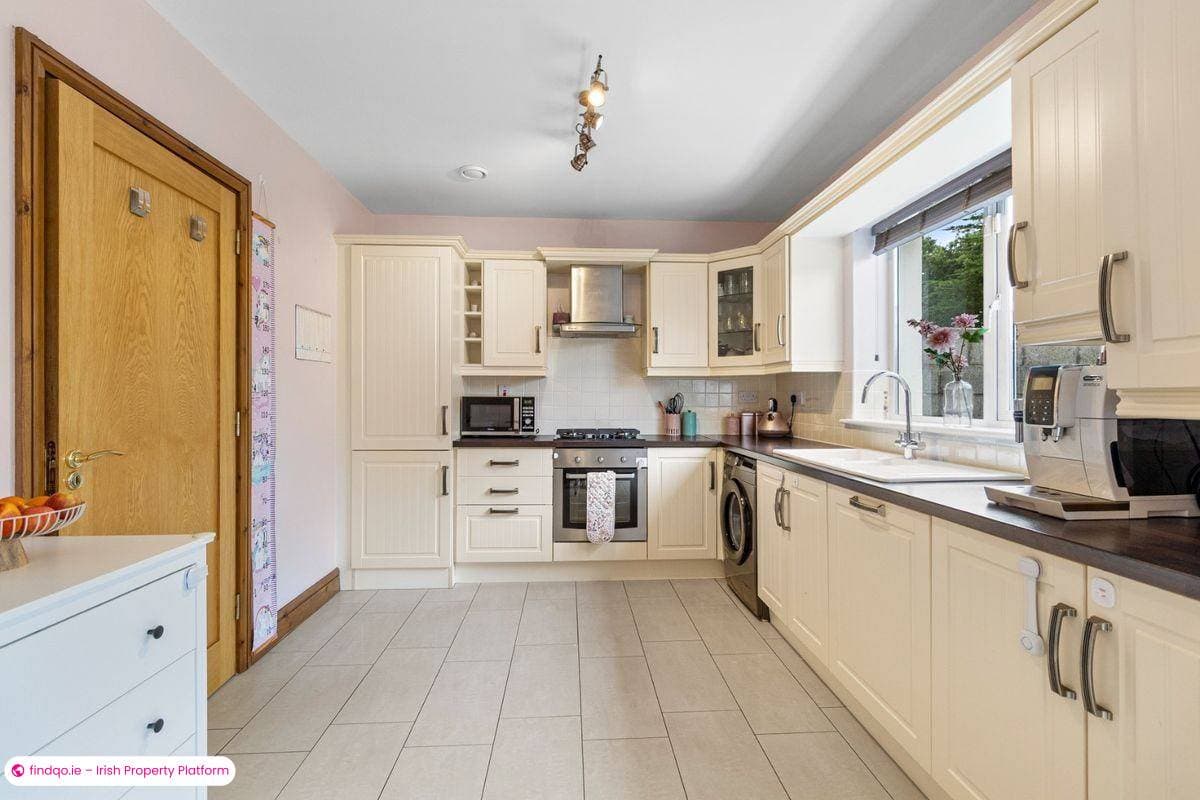 Semi-detached house for Sale in Watergrasshill, Cork, T56 D267