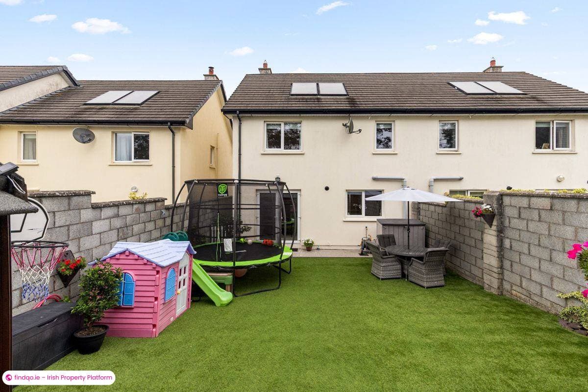 Semi-detached house for Sale in Watergrasshill, Cork, T56 D267