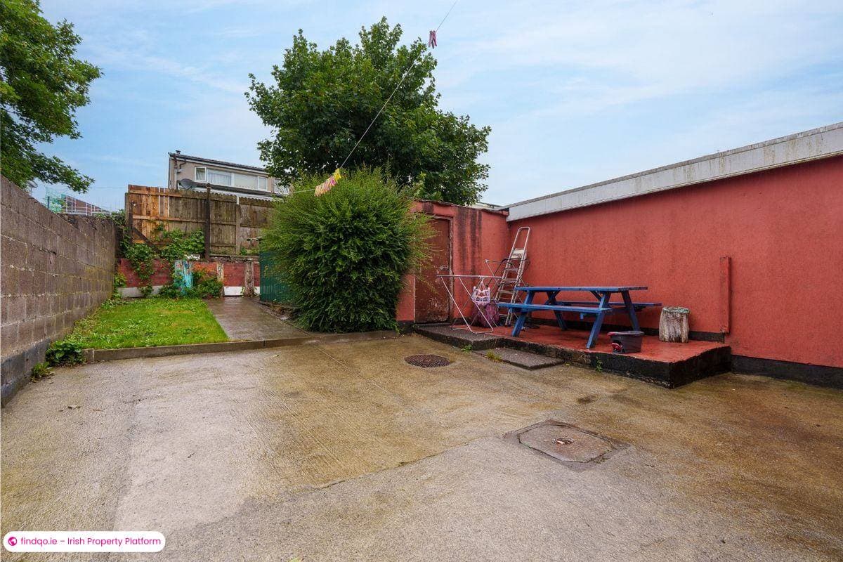 End of terrace house for Sale in Knocknaheeny, Cork, T23 Y3E6