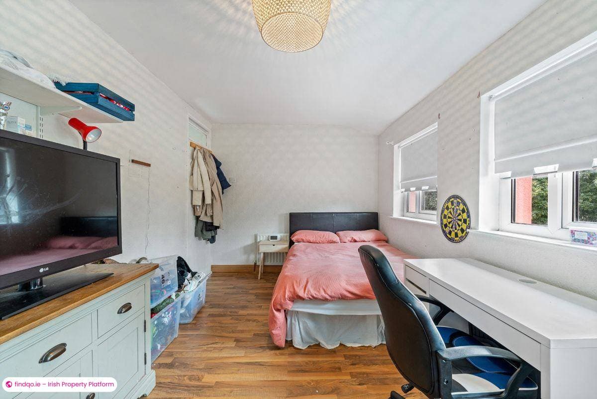 End of terrace house for Sale in Knocknaheeny, Cork, T23 Y3E6