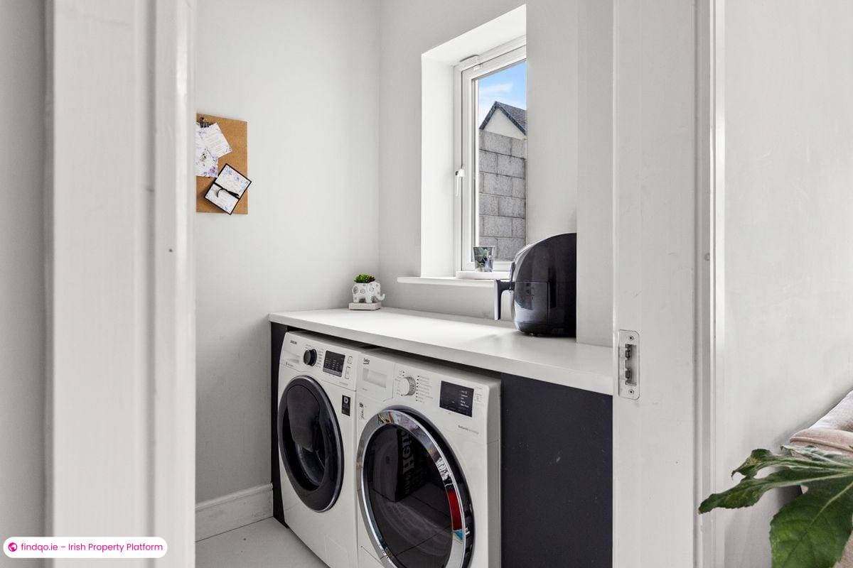 Semi-detached house for Sale in Glanmire, Cork, T45 X471