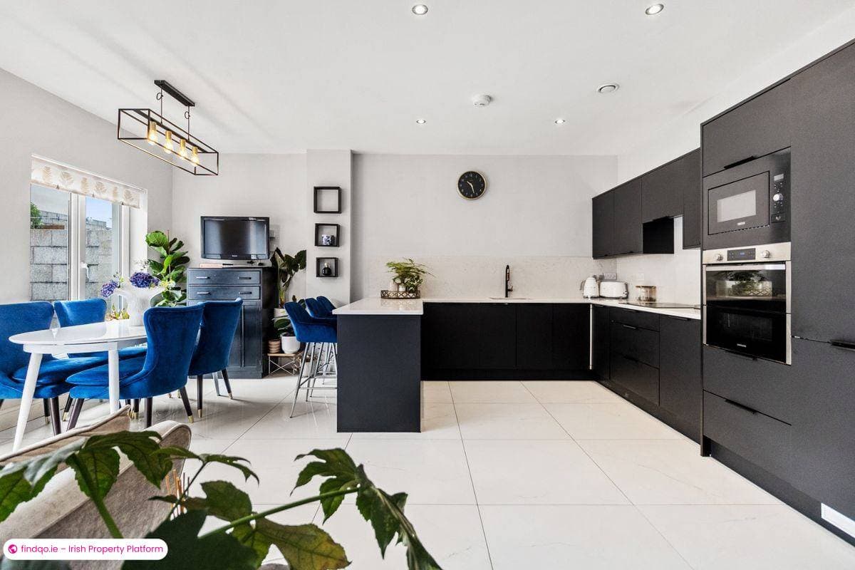 Semi-detached house for Sale in Glanmire, Cork, T45 X471