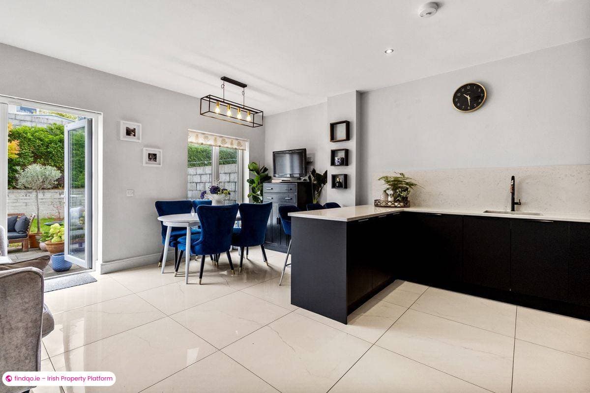 Semi-detached house for Sale in Glanmire, Cork, T45 X471