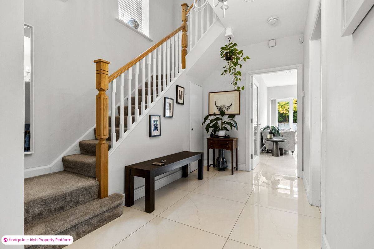 Semi-detached house for Sale in Glanmire, Cork, T45 X471